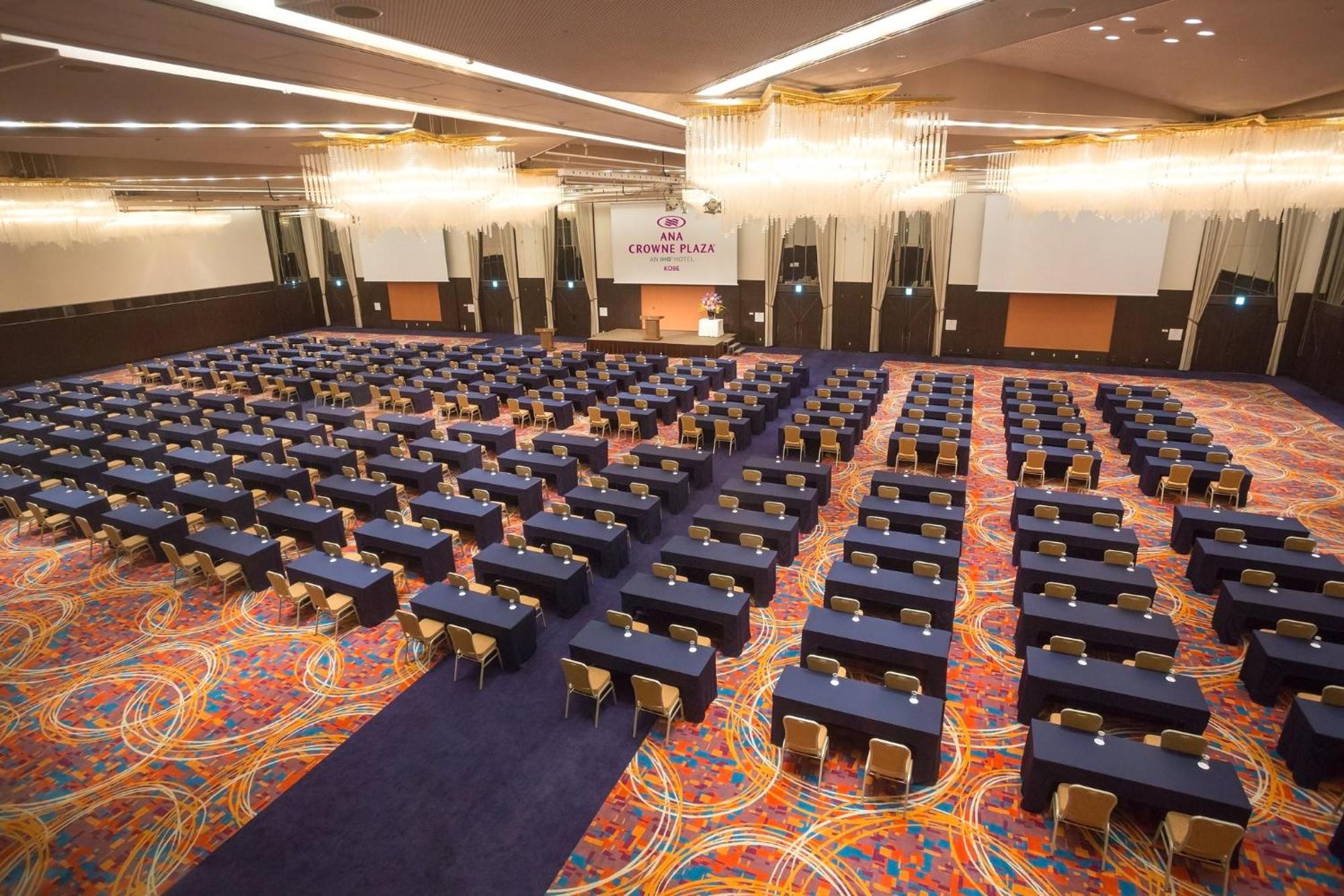فندق آنا كراون بلازا كوبي كوبه المظهر الخارجي الصورة Convention Hall
